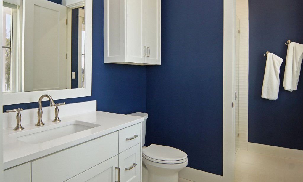 Guest bath, royal blue and white